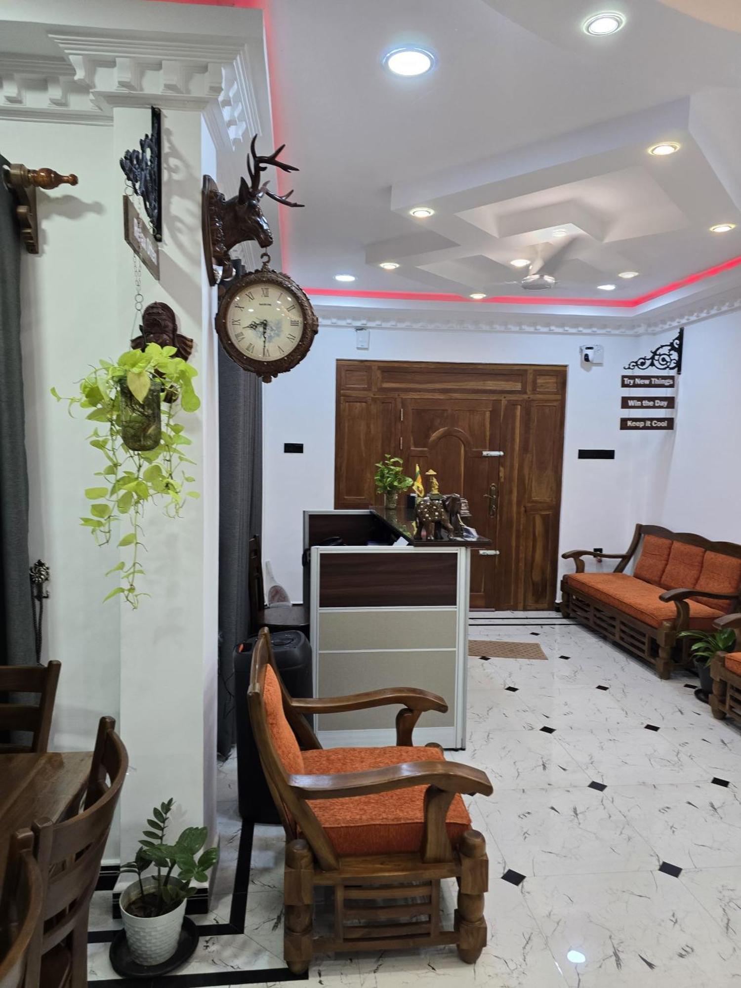 Munril Guest * Jaffna